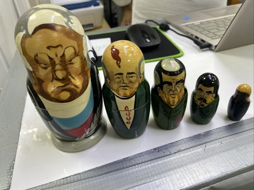 Set nesting dolls depicting - of,