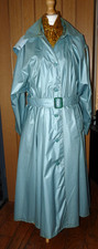 Shiny taffeta and rubber mackintosh raincoat , Belt & hood XL swishy 636