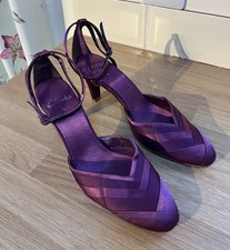 CLARKS purple satin fabric heeled shoes UK SIZE 6, heel height 7cm, ankle strap 