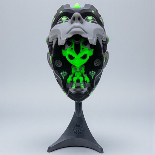 Printed alien wall mask - 3d,