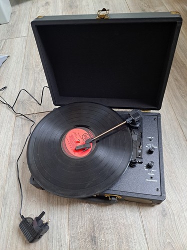 Vynil record player - ,