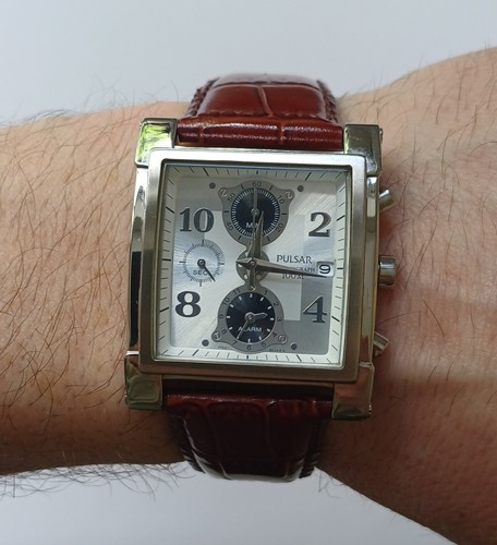 Rare pulsar seiko gents - by,
