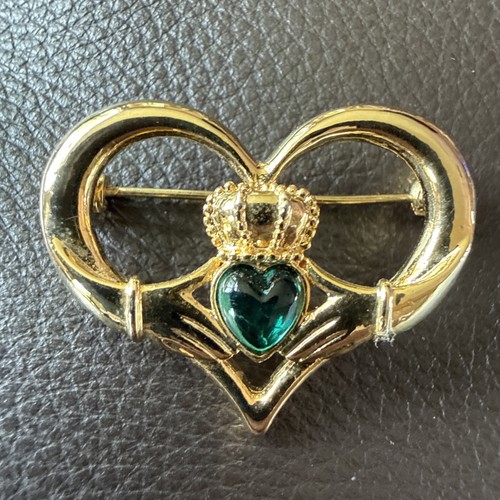 Vtg gold tone avon irish - gold,