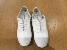 Repetto Zizi Oxford men’s shoes.  White leather.  Size 9.  