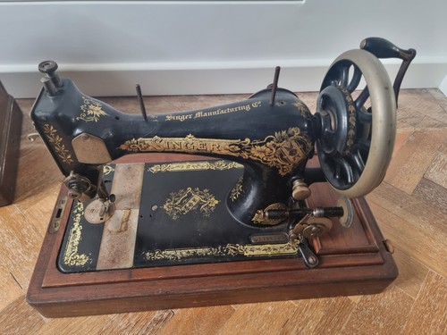 Antique singer sewing machine - sewing,