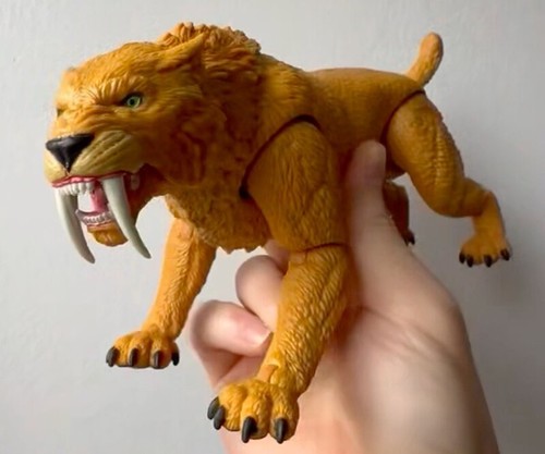 Marvel legends zabu complete - marvel,