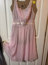 Vntg Nylon Vanity Fair Pink