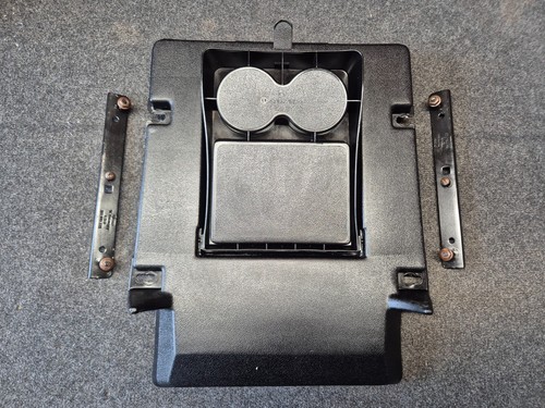 Rear seat fold out - rear,