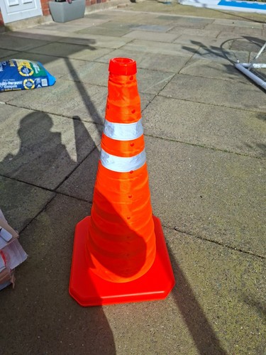 Pop safety cone high - up,
