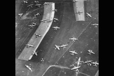 Horsa (troop-carrying) gliders