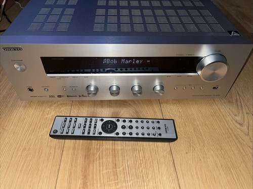 Onkyo 8250 100w 4ω - 4Ω, 8Ω