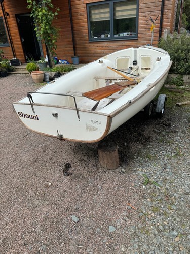 Bosun sailing dinghy - bosun,