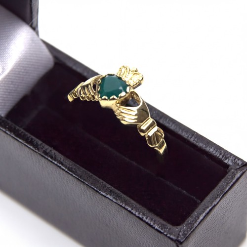 Claddagh ring 9ct - claddagh, with