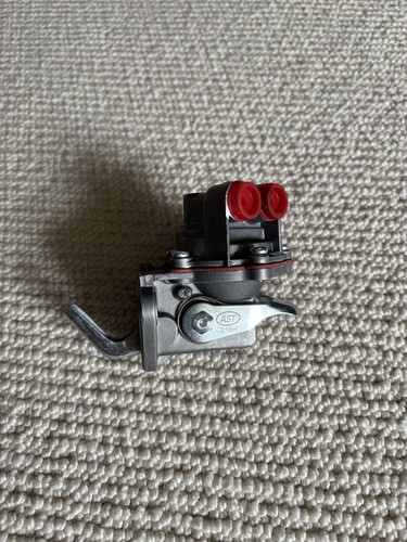 Stud fuel lift pump - stud, old