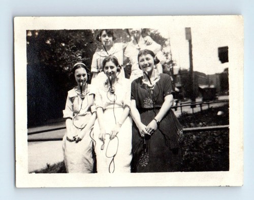 Old vintage photo women - old,