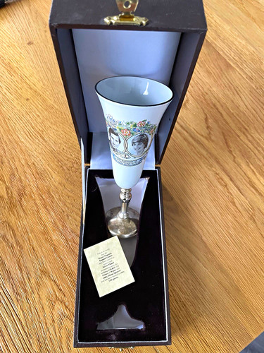 Royal wedding commemorative - royal,