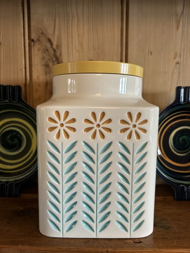 Large hornsea pottery - hornsea,