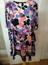 Nina Leonard  Patterned tunic with chiffon bottom  new size medium QVC