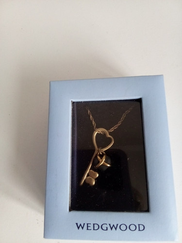Wedgwood key and heart - key, 18