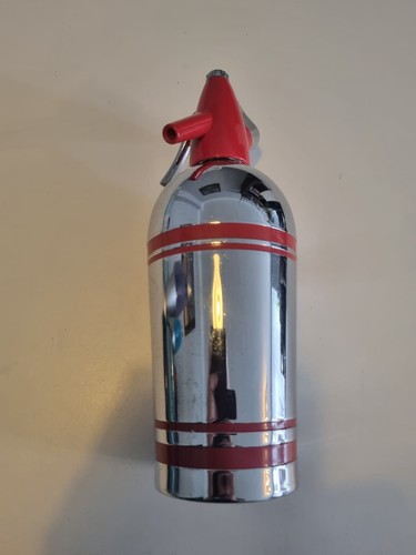 Chrome red soda - chrome, siphon