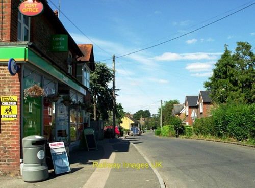 Photo plumpton green post - photo,
