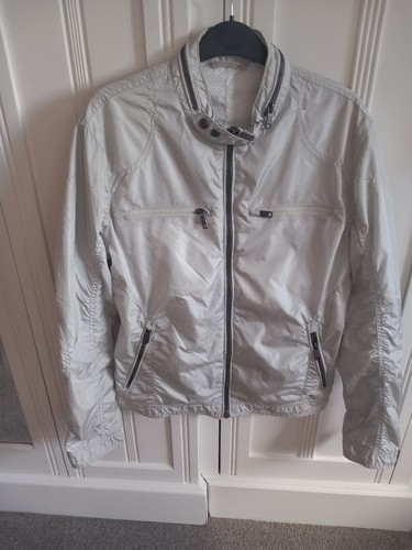 Zara man weather - man, proof