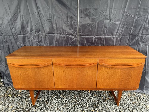 Retro teak beautility - teak,