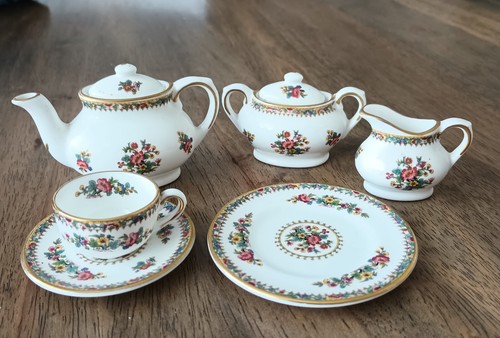 Vintage miniature tea set - miniature,