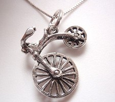 Old Fashioned Bicycle 925