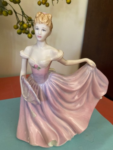 Royal doulton figure - royal,
