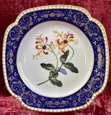 An Exquisite Spode The Cabinet Collection Melford Honeysuckle Plate. Excellent.