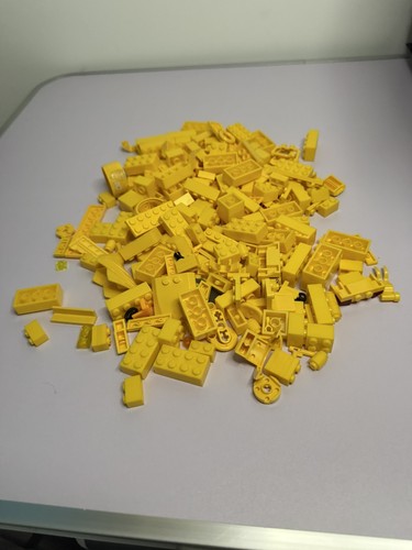 200 lego yellow - lego,