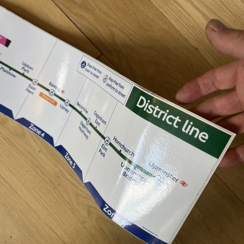 District line london - district,