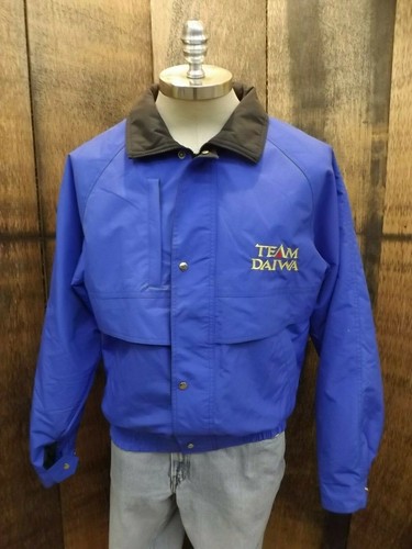 Nice sporty blue - nice!,