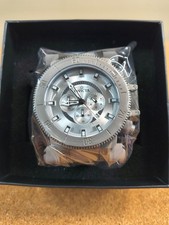 Invicta 46534 TITANIUM - Case