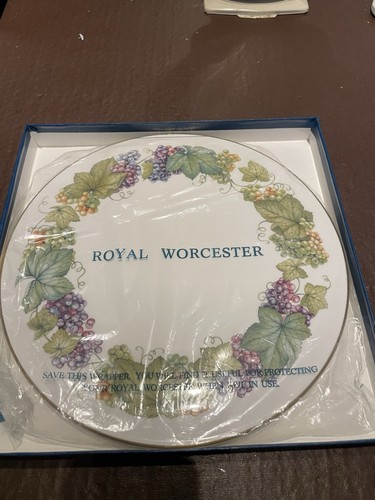 Royal worcester vine harvest - worcester,