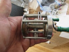 vintage level wind bait casting multiplier fishing reel pflueger akron 1894