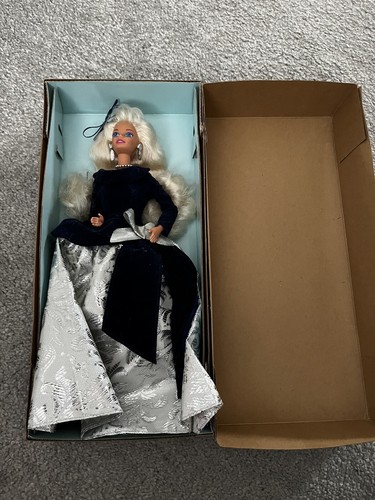 Vintage winter velvet barbie - winter,