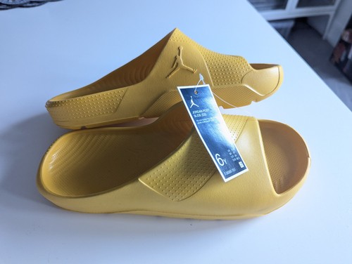Rare jordan post sliders bnwt - post,