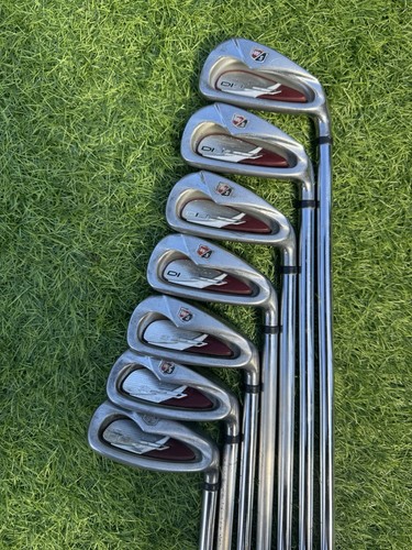 Wilson di9 irons sw - ,
