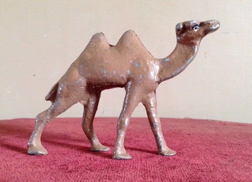 Vintage metal wend camel - vintage,
