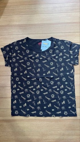 Uniqlo lisa larson shirt - lisa,