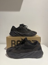 Adidas Yeezy Boost 700 V2