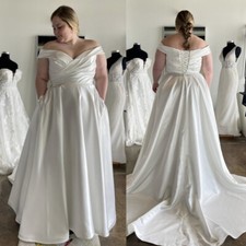Plus Size Wedding Dresses with Pocket Satin Off the Shoulder Corset Bridal Gowns
