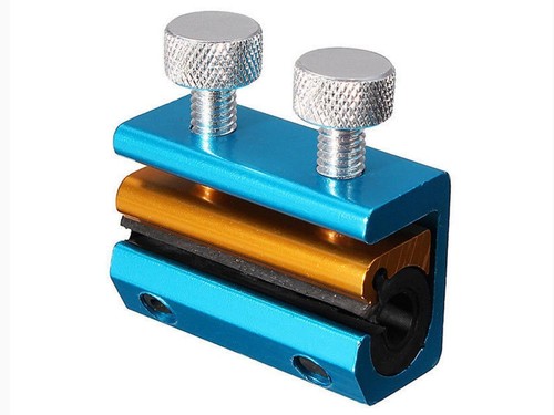 Cable oiler lubricator - /,