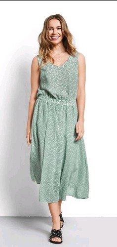 Green white floral print - &,