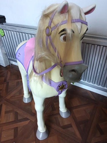 Disney princess play - play, date