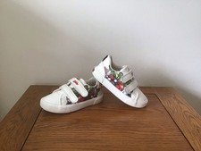 KIDS MARVEL AVENGERS TRAINING SHOES SIZE U.K 8