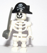 LEGO  Pirate Skeleton Minifigure Skull Hat & Sword Halloween  Monster Castle
