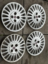 FIAT PUNTO 15" WHEEL TRIM X 4 HUB CAP GENUINE BOLT ON TYPE 51733005 GRANDE PUNTO